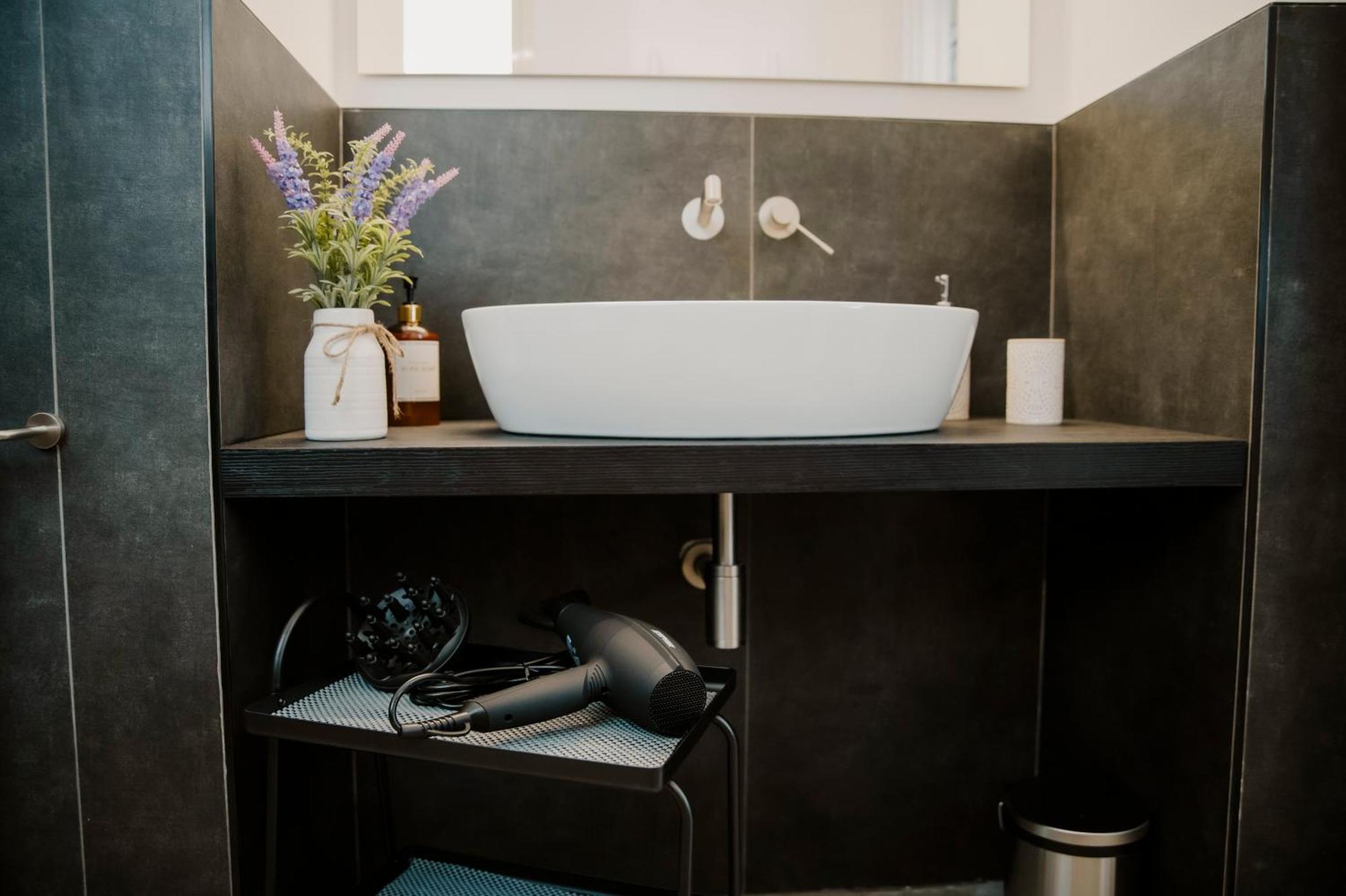 Petrina Home - Suite Rooms Barletta Zewnętrze zdjęcie